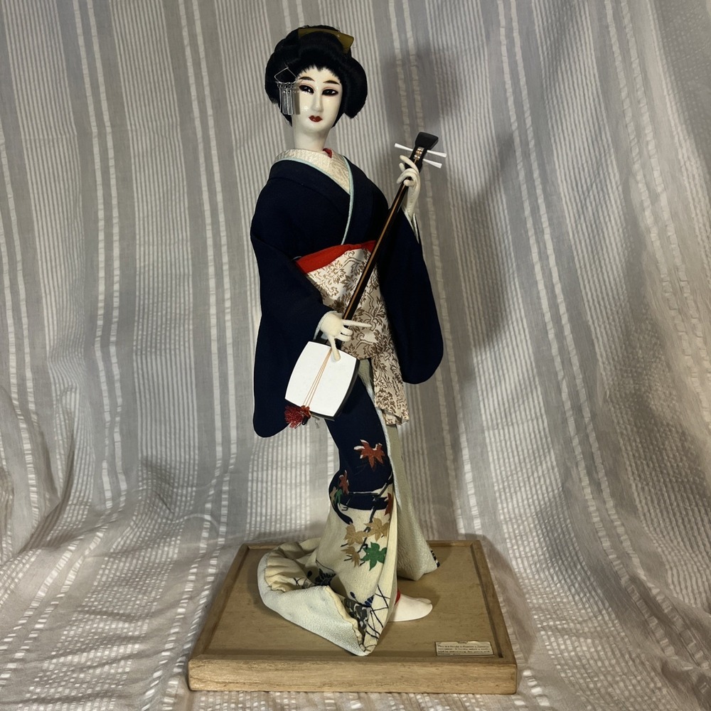 Vintage Nishi Geisha W/Samisen Standing Doll 17" Silk Kimono Figurine Labeled
